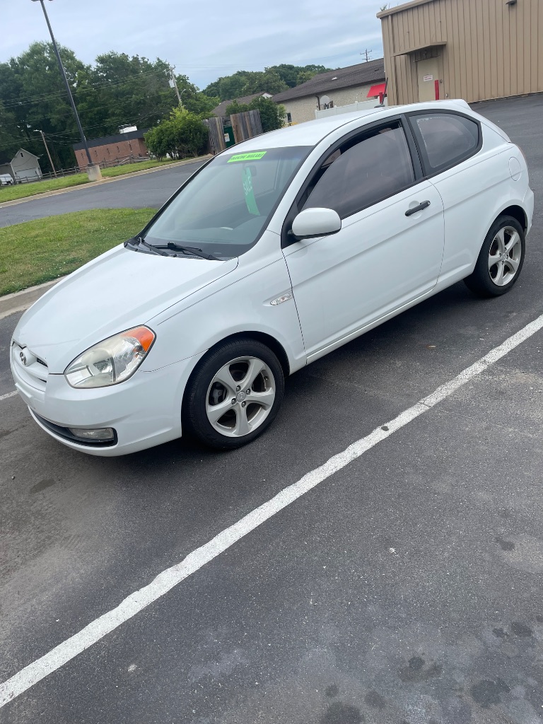 2011 Hyundai Accent SE
