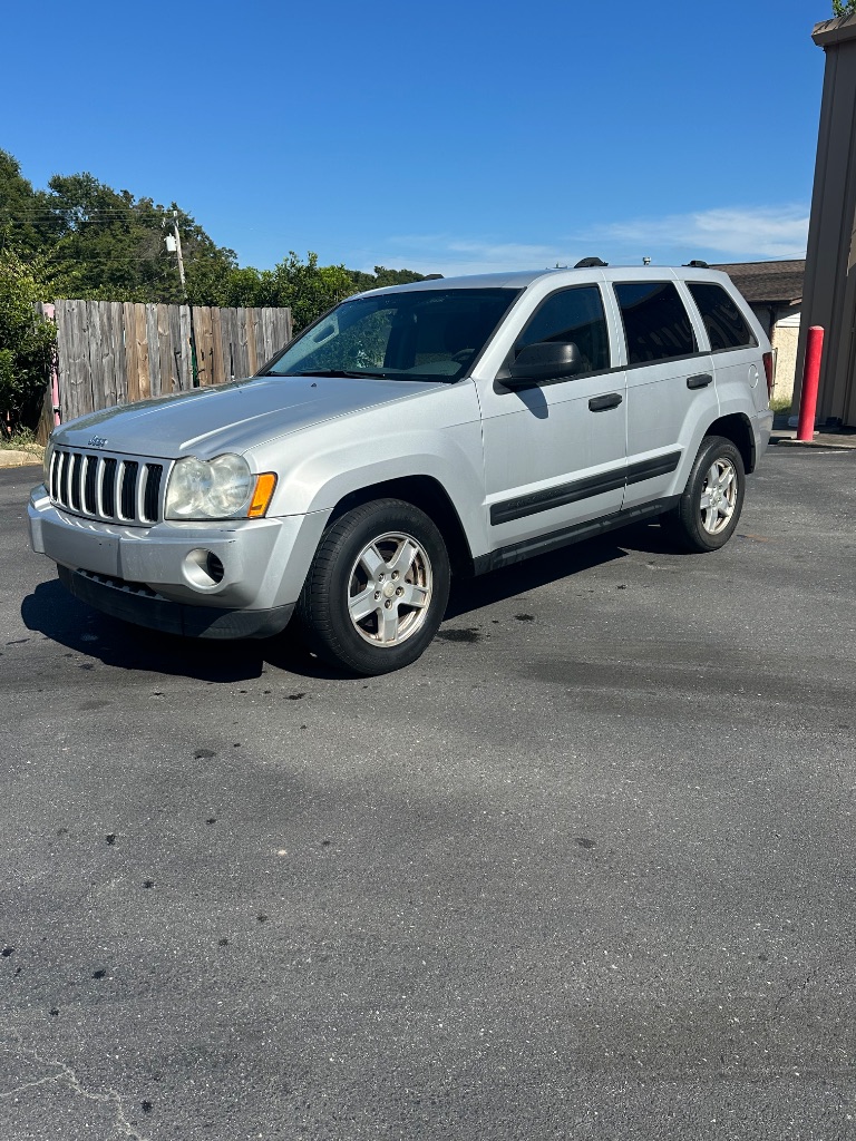 2006 Jeep Grand Cherokee Laredo