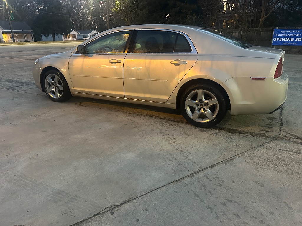 2011 Chevrolet Malibu 1LT